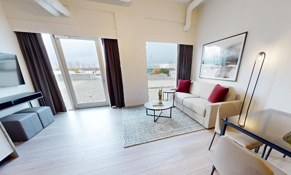 Steveston Waterfront Hotel 列治文 外观 照片